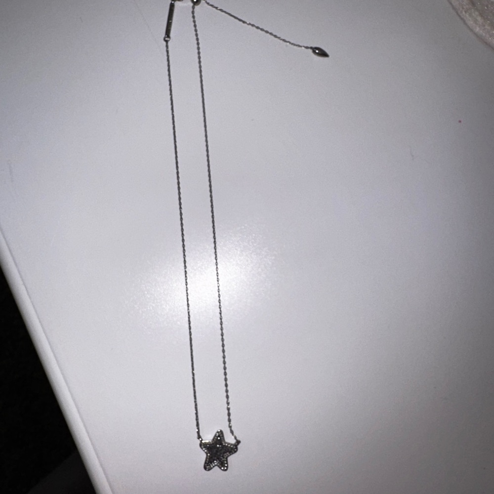 Kendra Scott Necklace